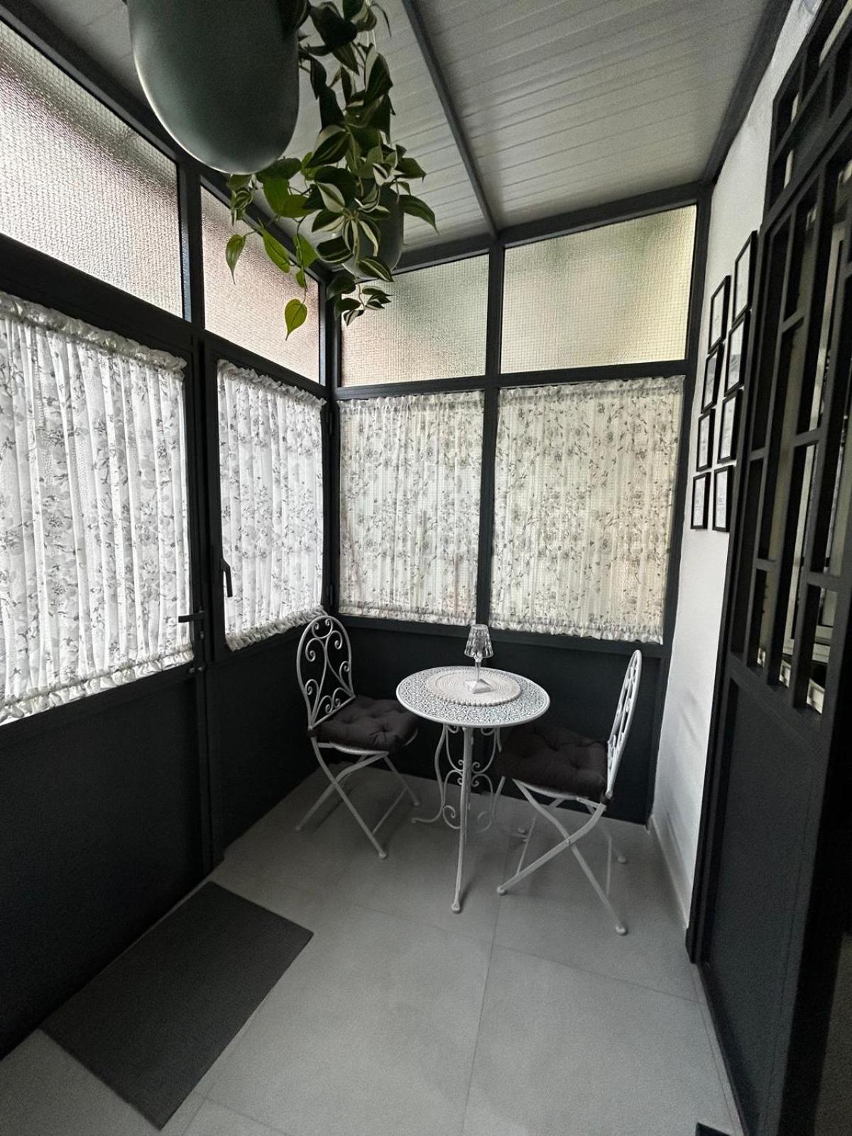 Stupor Mundi Apartment Наполи Екстериор снимка